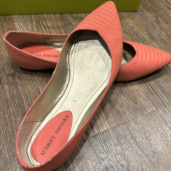 Comfortable flats - Picture 2 of 2